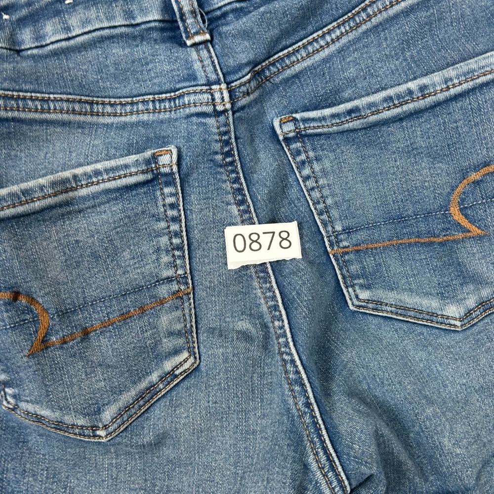 American Eagle Denim Shorts Womens 4 Blue Good Distressed Next Level Stretch - Picture 7 of 7